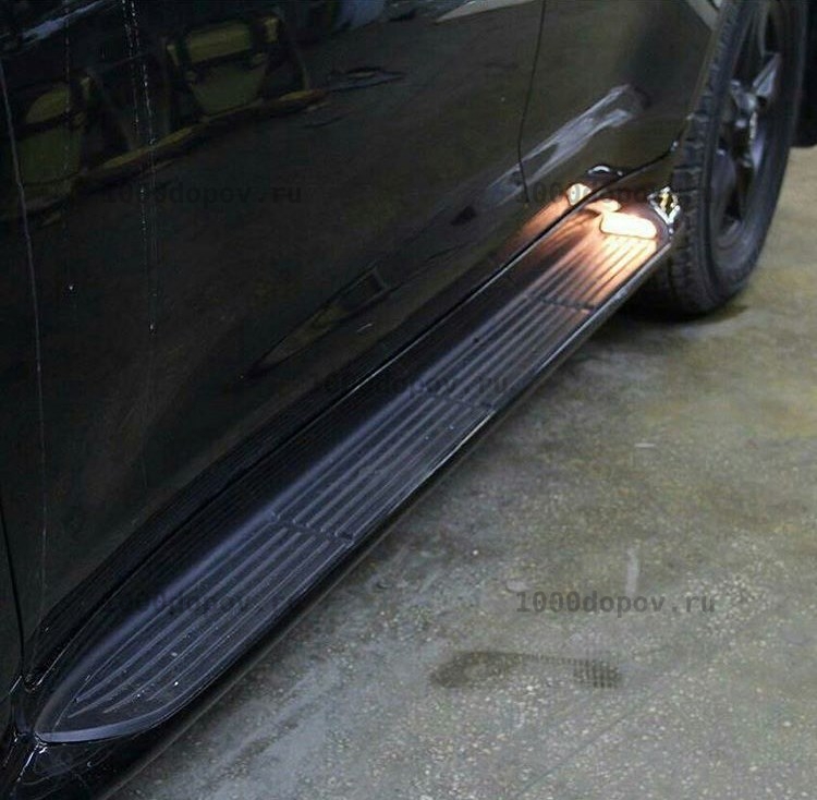 Пороги с подсветкой  Тoyota Land Cruiser 200, Lexus LX570 2007-н.в. — рисунок 1