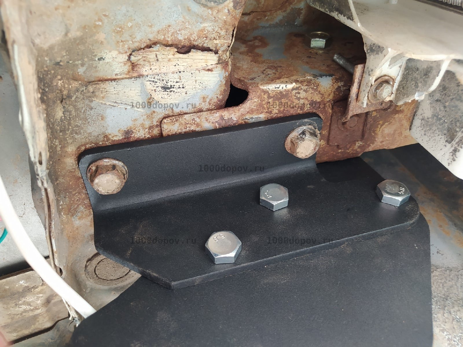 Фаркоп Avtos MI 30 Mitsubishi Pajero 4 2007-н.в. — рисунок 4