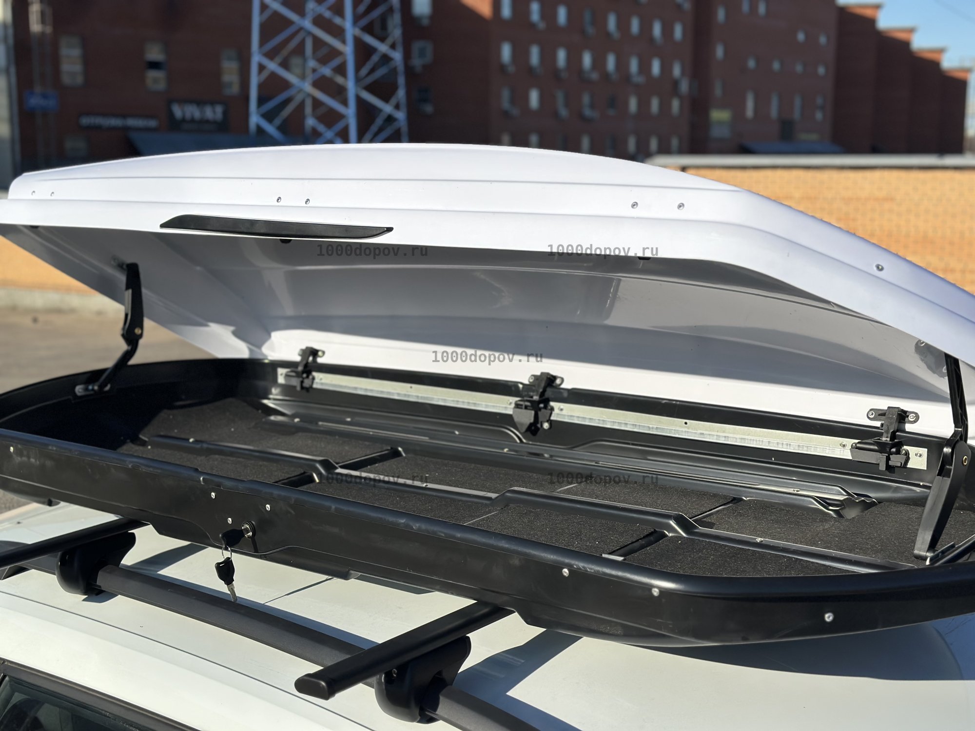 Автобокс на крышу (700 л.) двусторонний белый 206/82/34 — рисунок 10