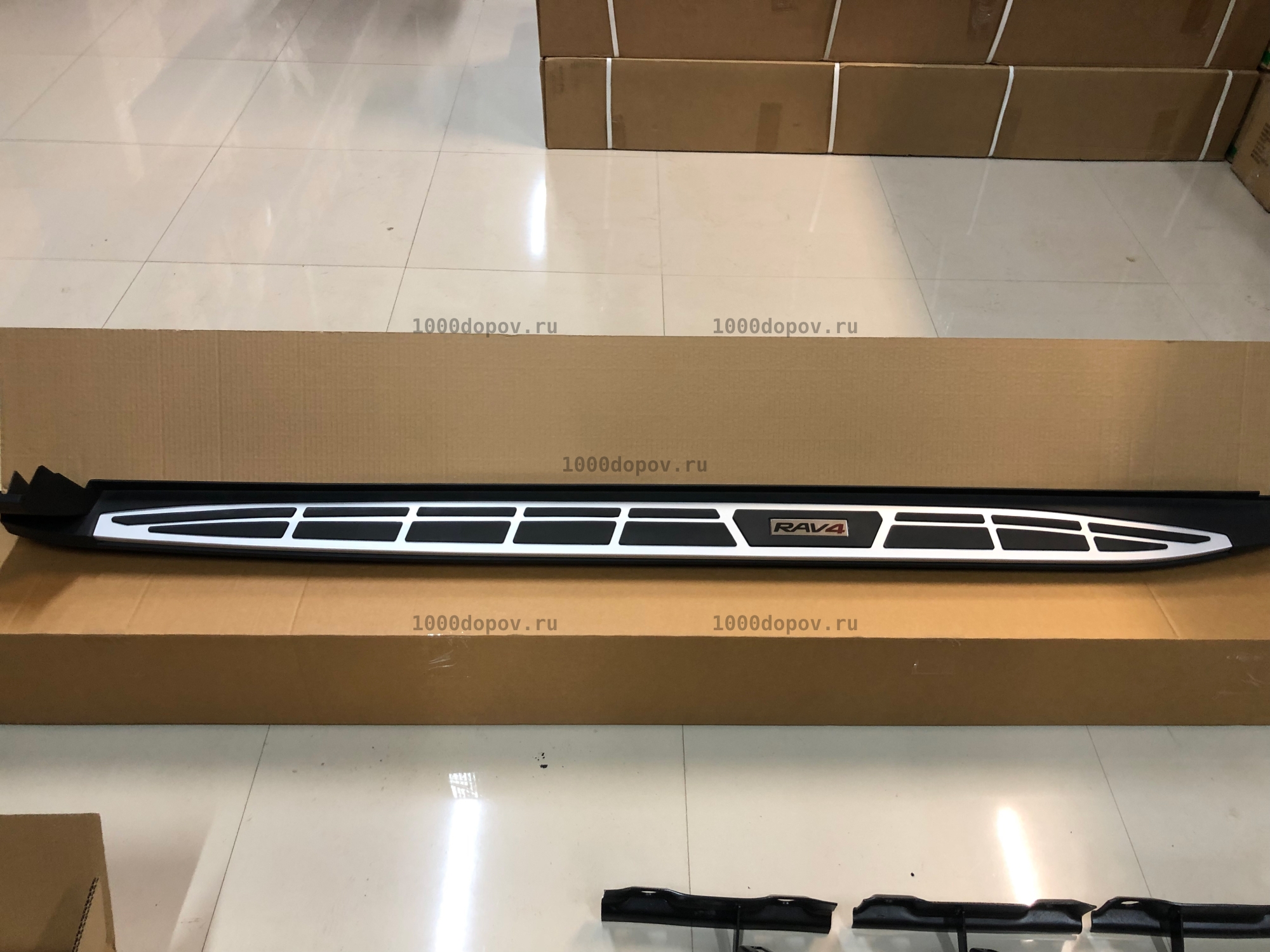 Пороги подножки на Toyota RAV4 2019-н.в. — рисунок 13