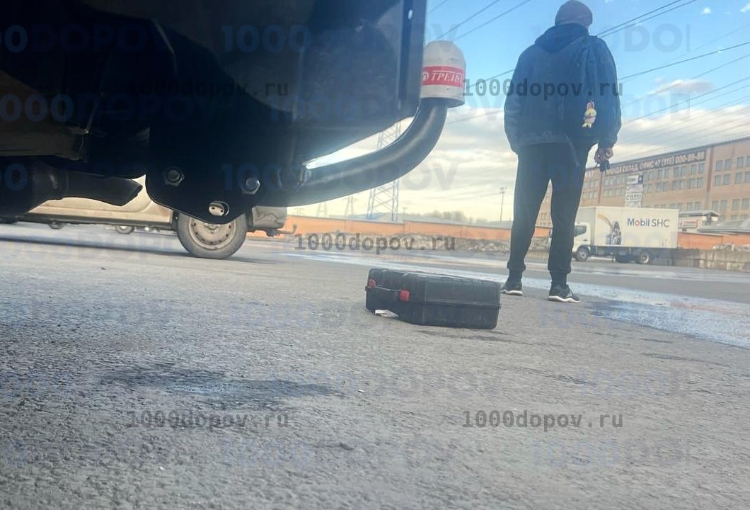 Фаркоп Трейлер 7830 Toyota RAV4 2007-10/2012 (кроме 2,4 л и длинной базы) — рисунок 6