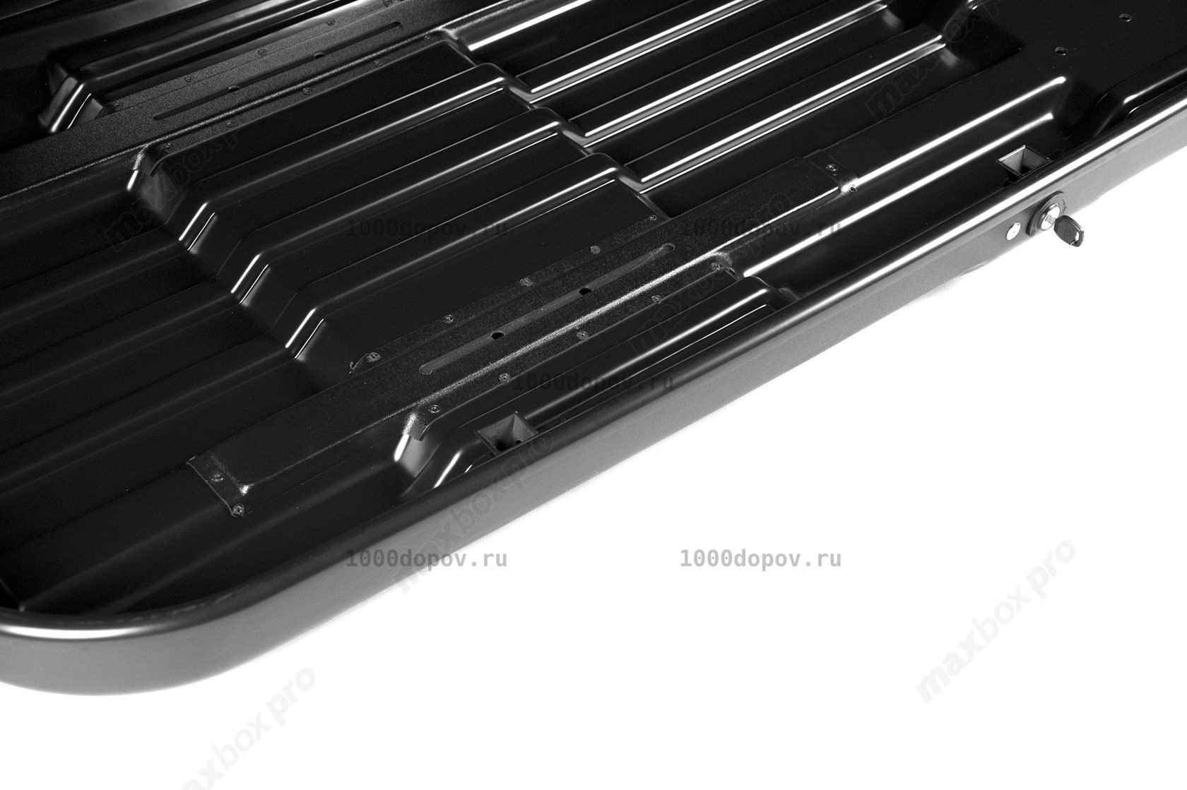 Автобокс MaxBox PRO 520 (большой) карбон черный — рисунок 26