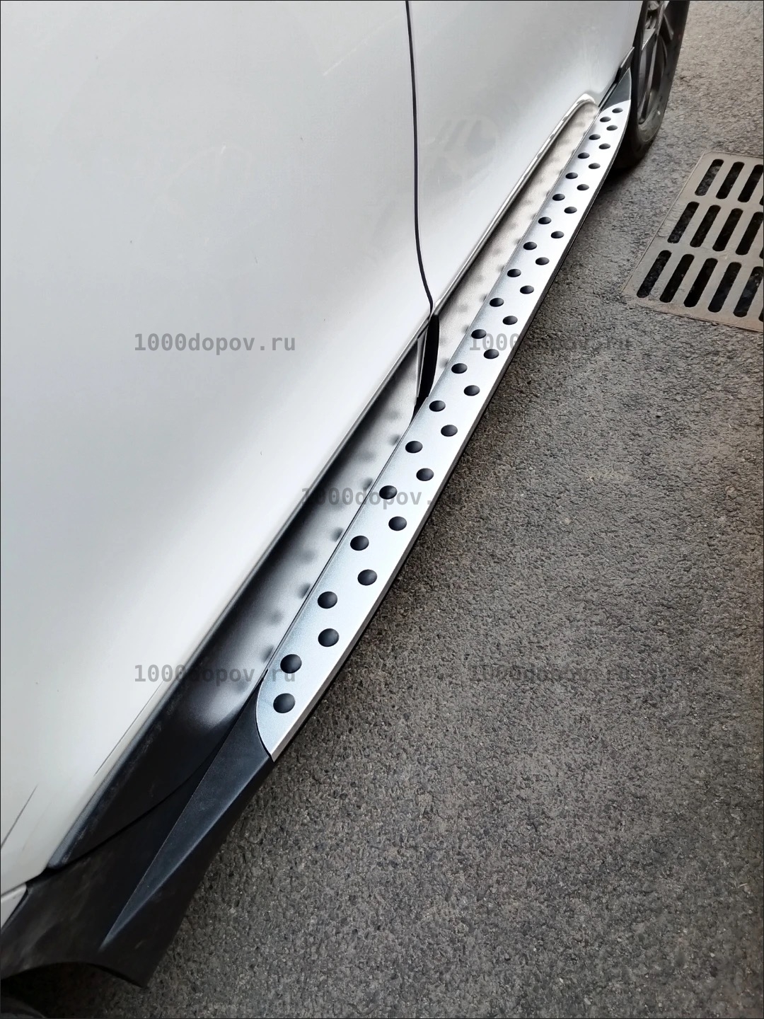 Пороги подножки на Hyundai IX35 2010-2015 — рисунок 1