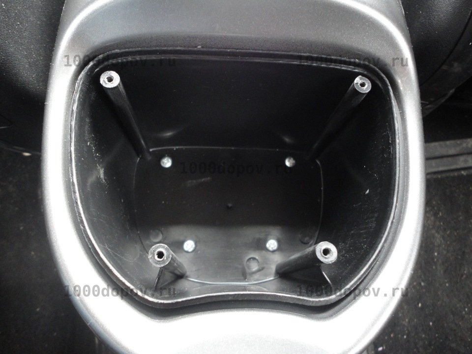 Подлокотник Armrest II Nissan Juke с 2011 г.в. — рисунок 7
