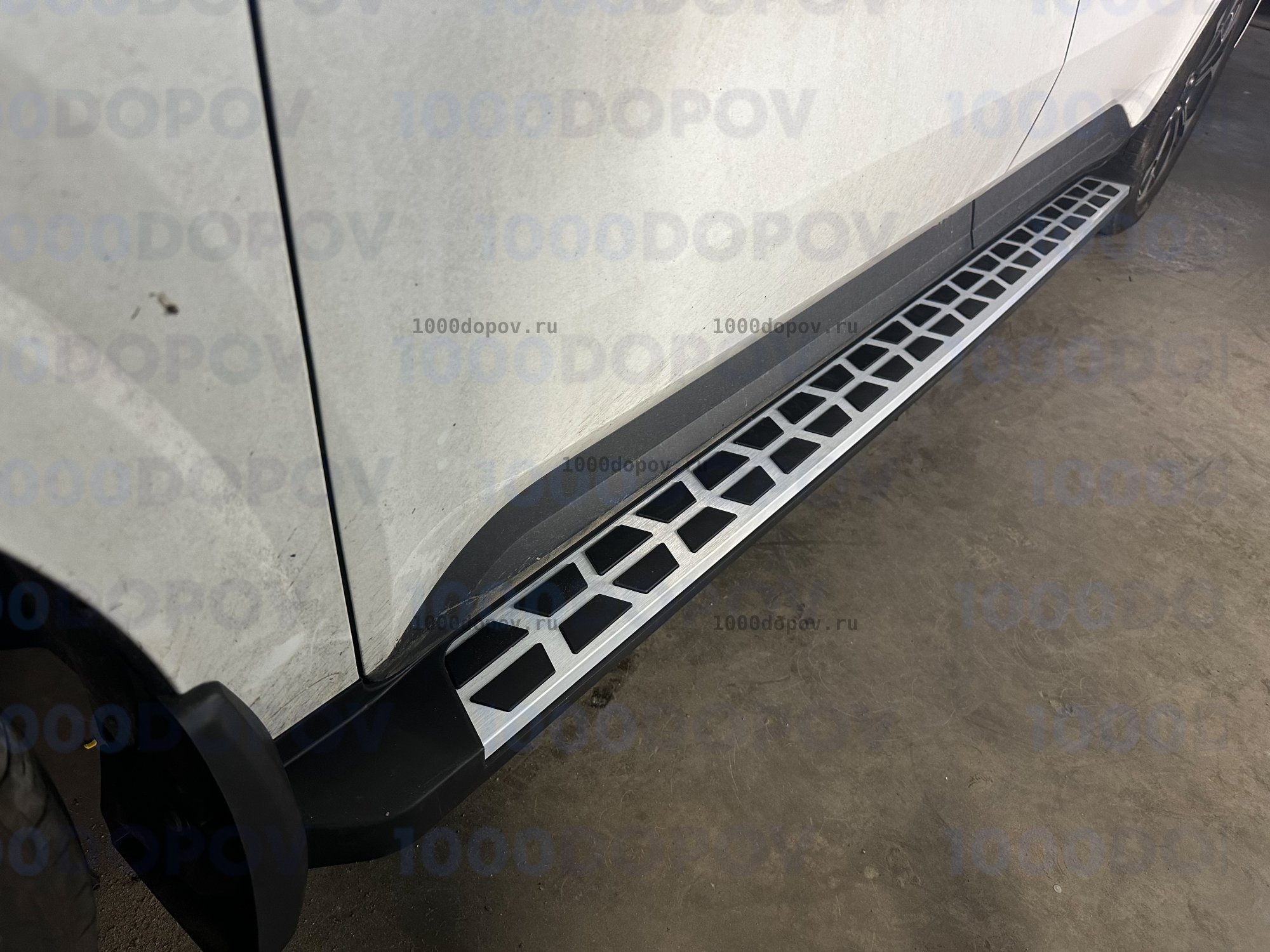 Пороги подножки на KIA Carnival 2021-н.в — рисунок 1