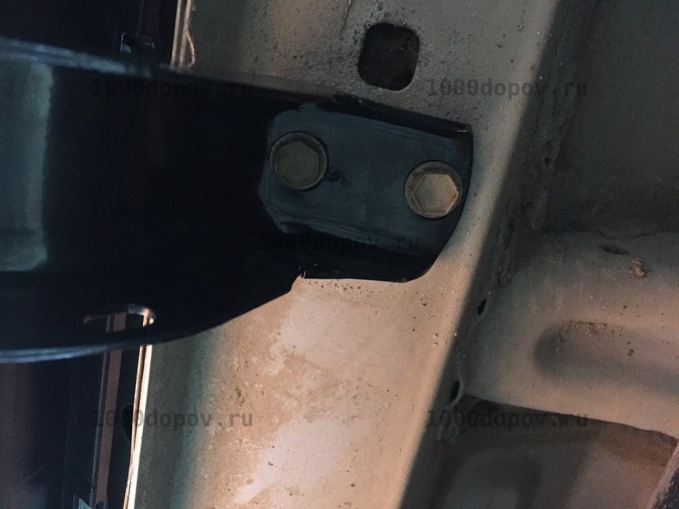 Пороги с подсветкой  Тoyota Land Cruiser 200, Lexus LX570 2007-н.в. — рисунок 13