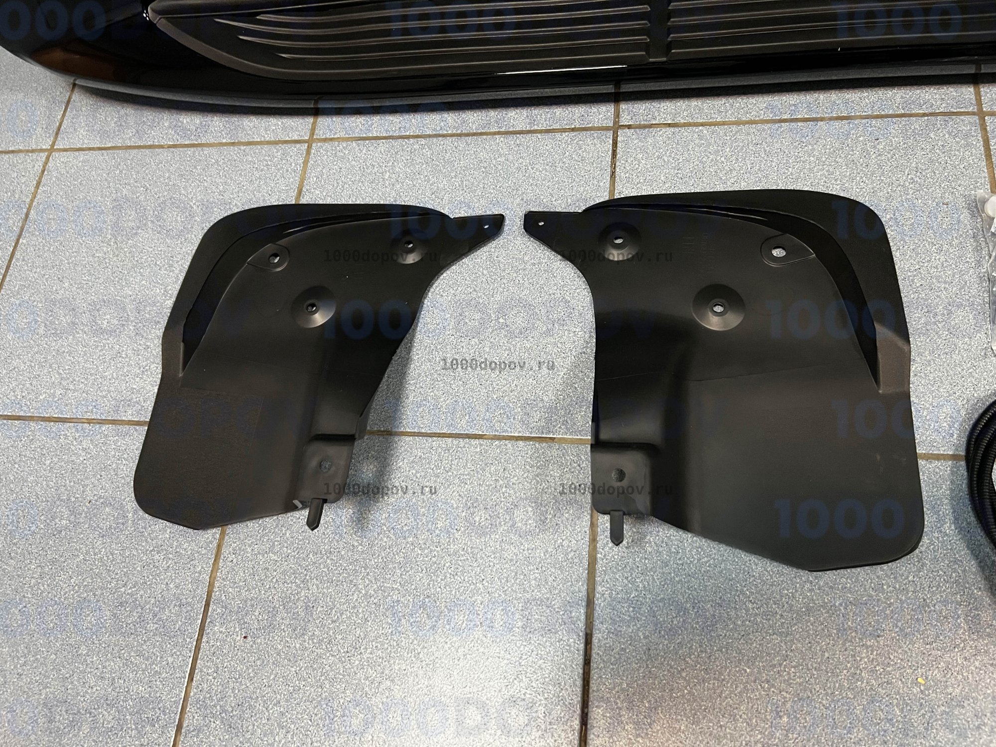 Пороги подножки на Toyota Land Cruiser 200/ Lexus LX570 2007-н.в. с подсветкой — рисунок 19