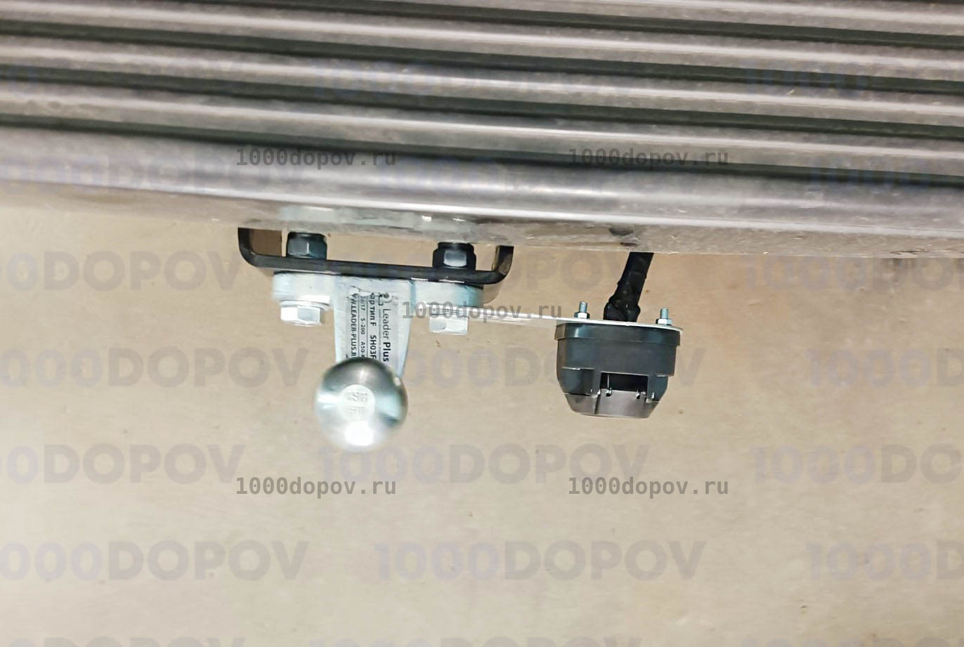 Фаркоп Leader Plus L104-F Toyota Land Cruiser 100 1998-2007 — рисунок 2