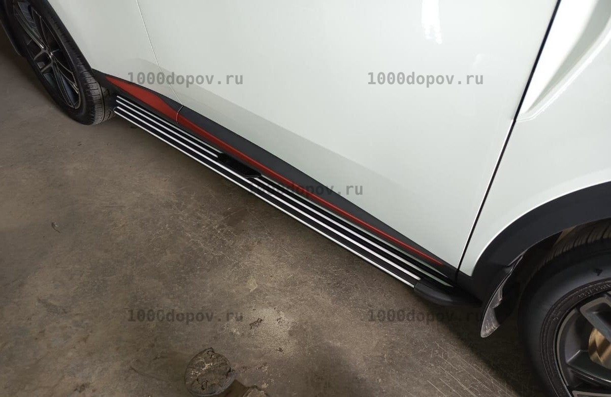 Пороги подножки на Changan CS55 2020-2023 в полоску — рисунок 1