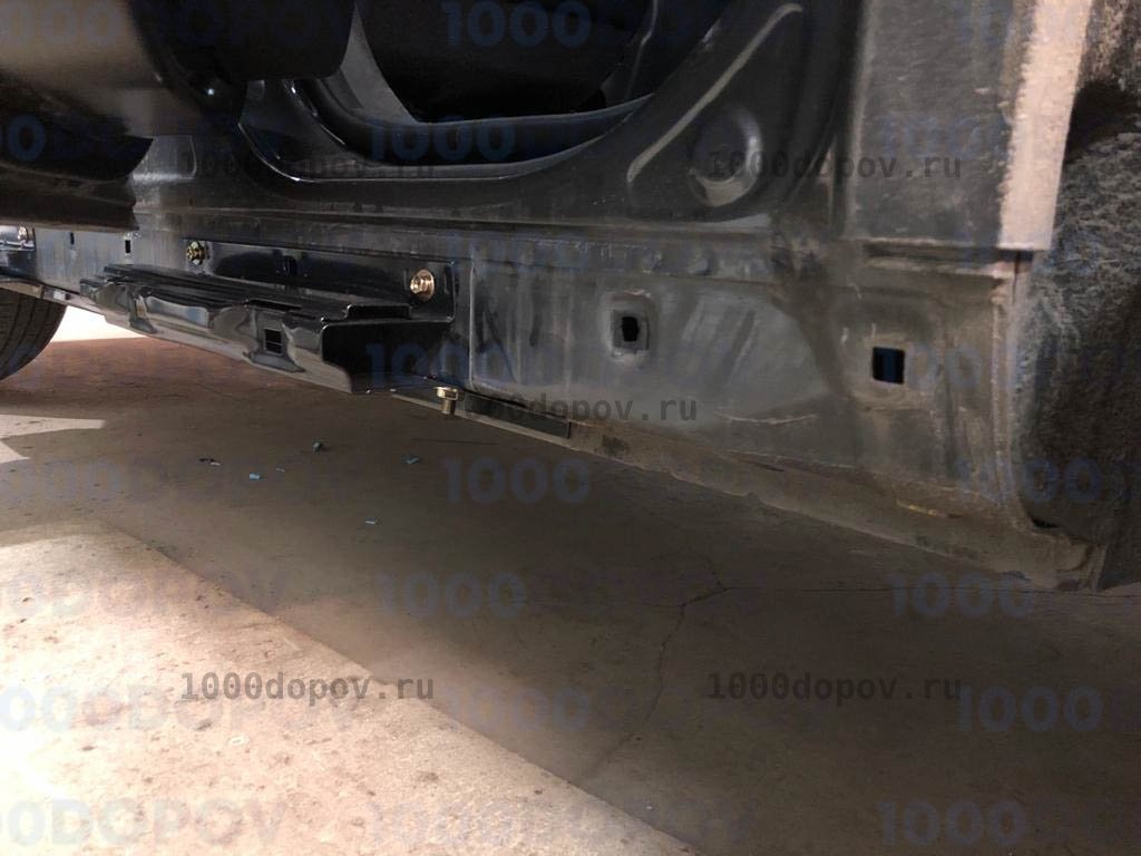 Пороги подножки на KIA Sorento 2009-2021 (Стиль BMW) — рисунок 7