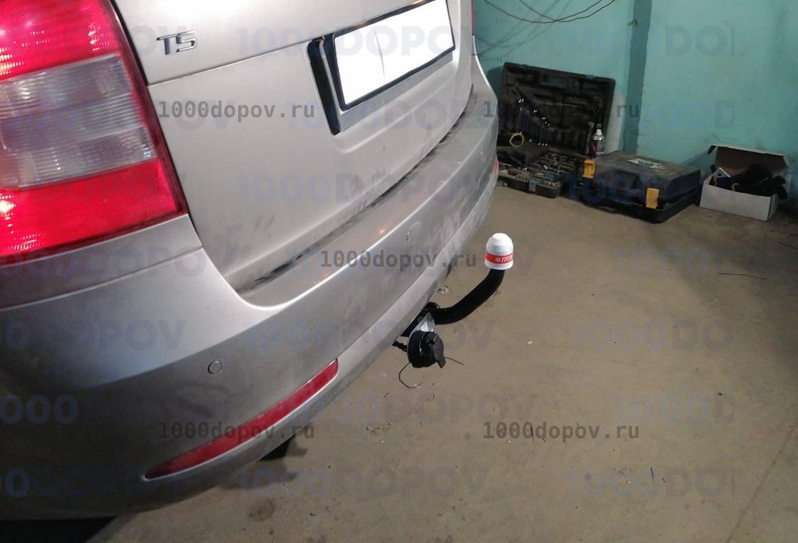 Фаркоп Трейлер 9711 Skoda Octavia Scout 2009-2012 — рисунок 1