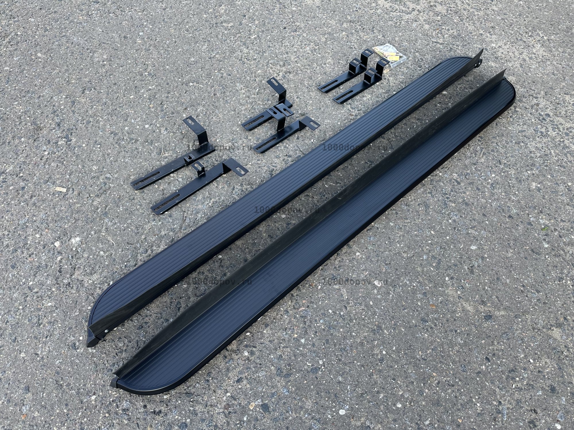 Пороги подножки на Changan CS95 PLUS+ 2023-н.в.блэкаут — рисунок 3